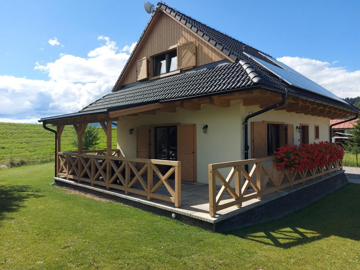 Chalupy Tri Grose Vlasky Besenova Exterior photo